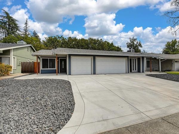 2432-2434 Camino Garden Way, Carmichael, CA 95608