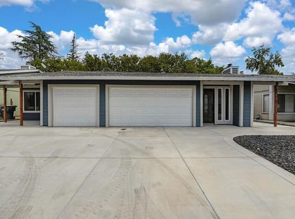 2432-2434 Camino Garden Way, Carmichael, CA 95608 Photo