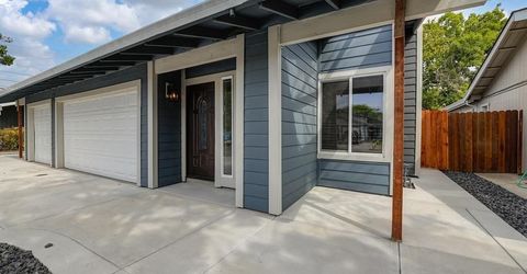 2432-2434 Camino Garden Way, Carmichael, CA 95608 Photo
