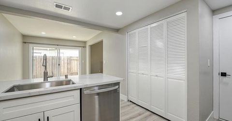 2432-2434 Camino Garden Way, Carmichael, CA 95608 Photo