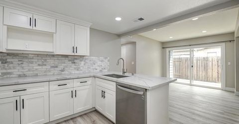 2432-2434 Camino Garden Way, Carmichael, CA 95608 Photo