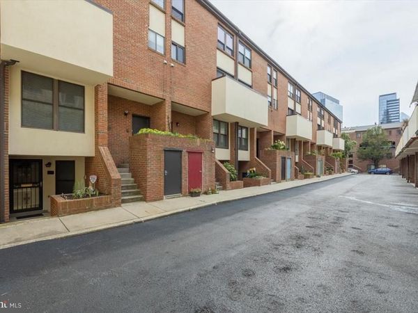 2033 ARCH STREET , Unit DR9U, PHILADELPHIA, PA 19103