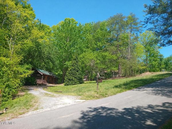 2208 Lake View Lane, Sevierville, TN 37876