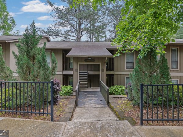 8740 Roswell Road, Unit 10B, Atlanta, GA 30350