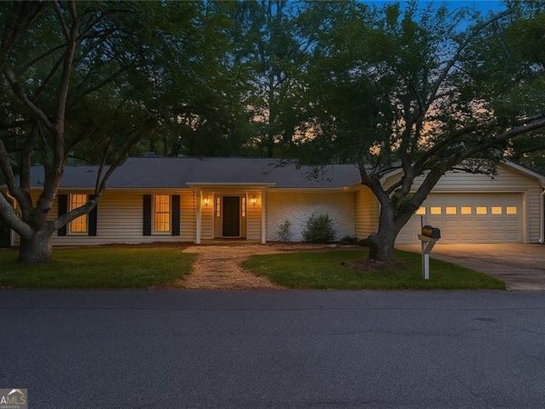 160 Boxelder Lane, Roswell, GA 30076