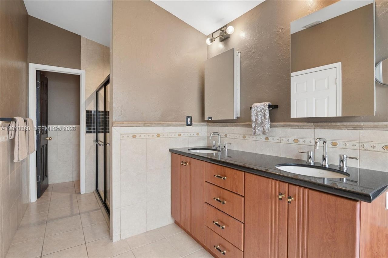 811 Amherst Ave, Davie, FL 33325 Photo