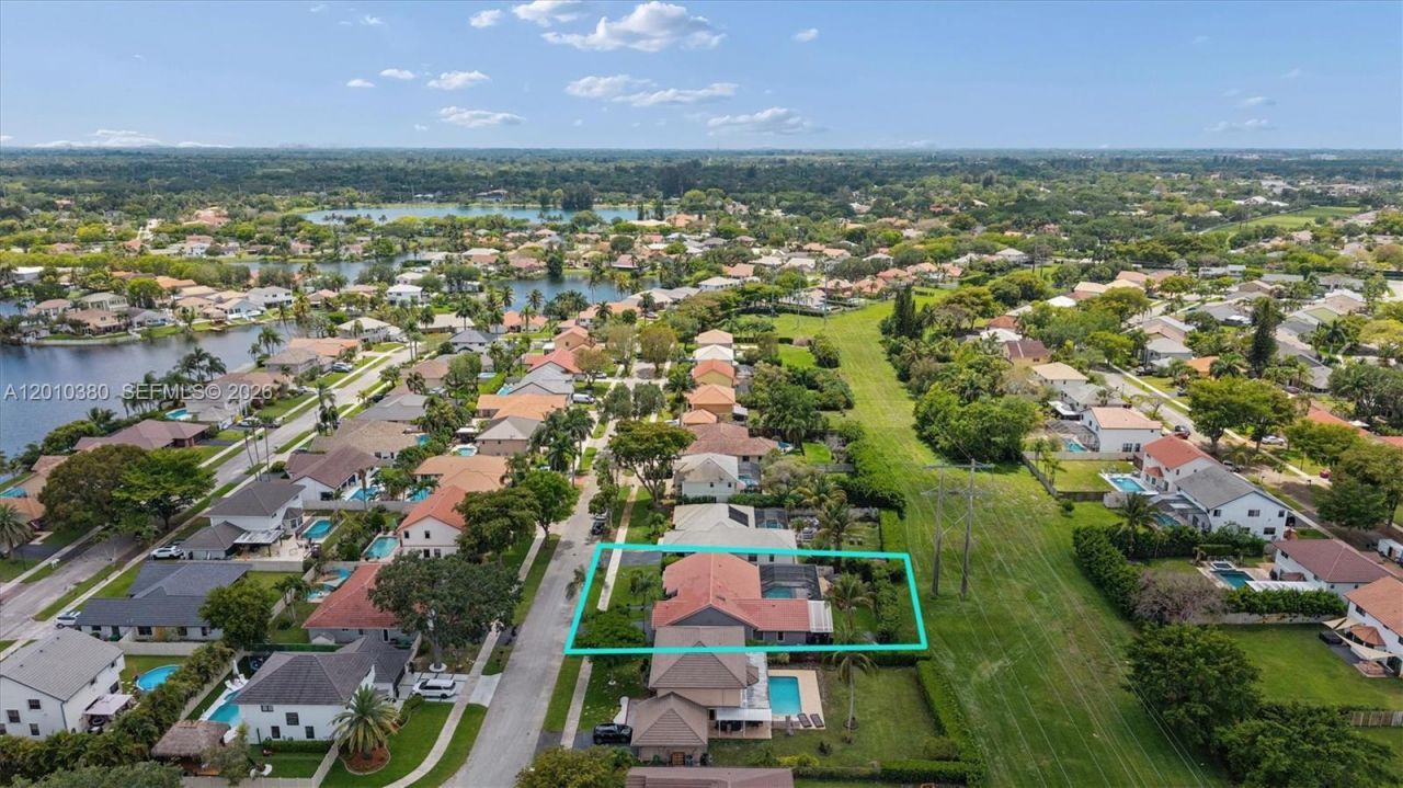 811 Amherst Ave, Davie, FL 33325 Photo