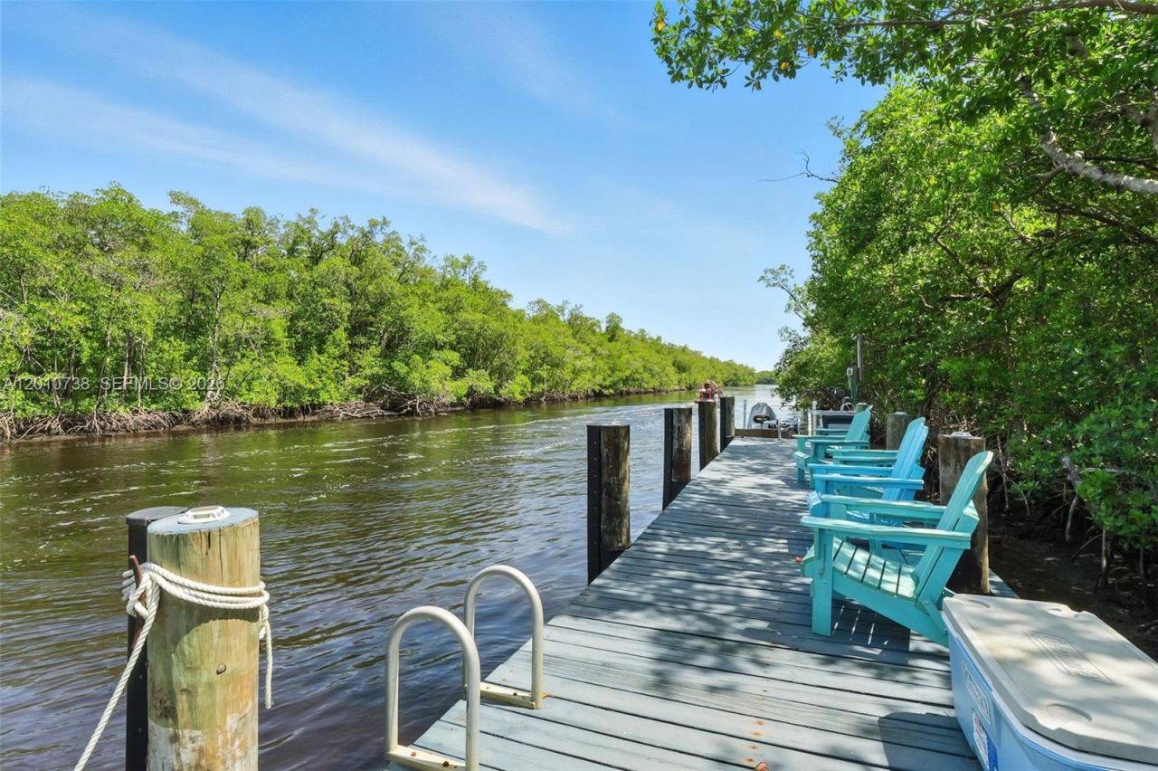 936 Panther Creek Ln , Everglades City, FL 34114 Photo
