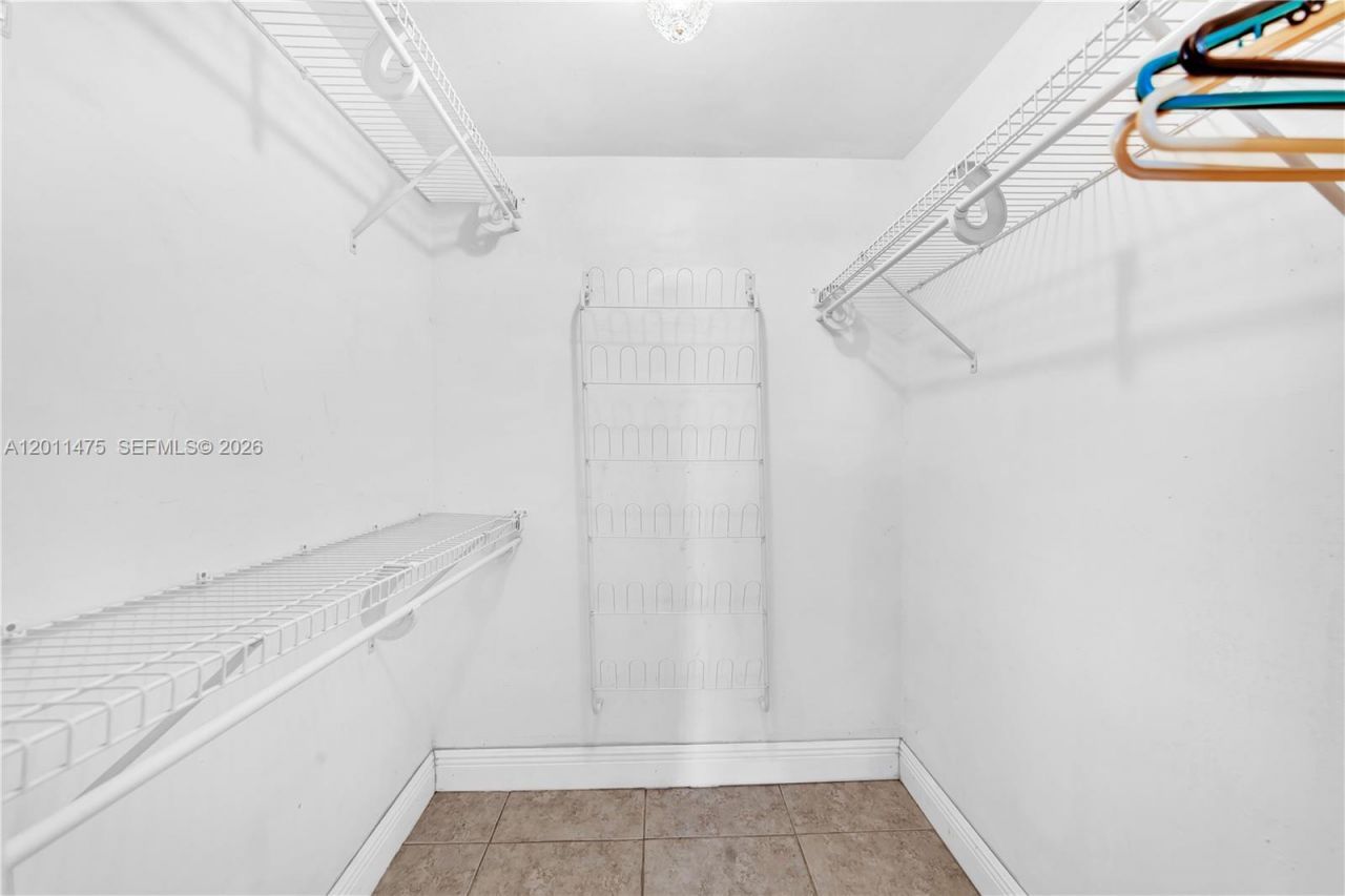 8465 Sunrise Lakes Blvd , Unit 212, Sunrise, FL 33322 Photo