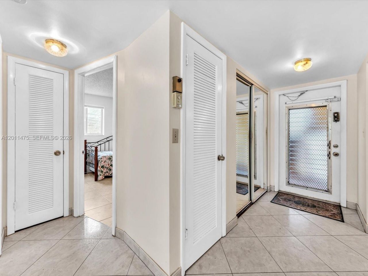 8465 Sunrise Lakes Blvd , Unit 212, Sunrise, FL 33322 Photo