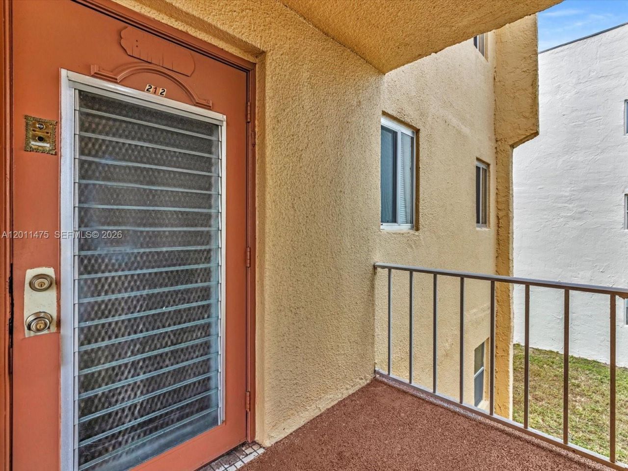 8465 Sunrise Lakes Blvd , Unit 212, Sunrise, FL 33322 Photo