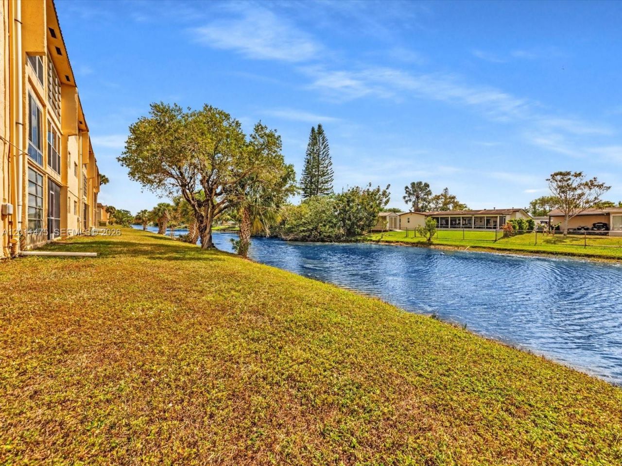 8465 Sunrise Lakes Blvd , Unit 212, Sunrise, FL 33322 Photo