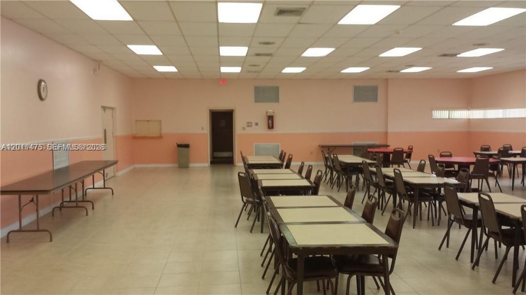 8465 Sunrise Lakes Blvd , Unit 212, Sunrise, FL 33322 Photo