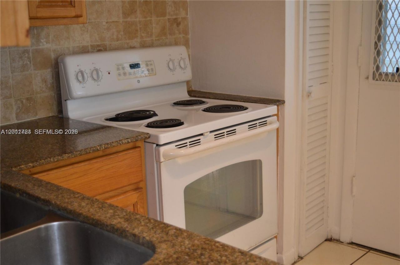 1601 NE 191st St , Unit B103, Miami, FL 33179 Photo