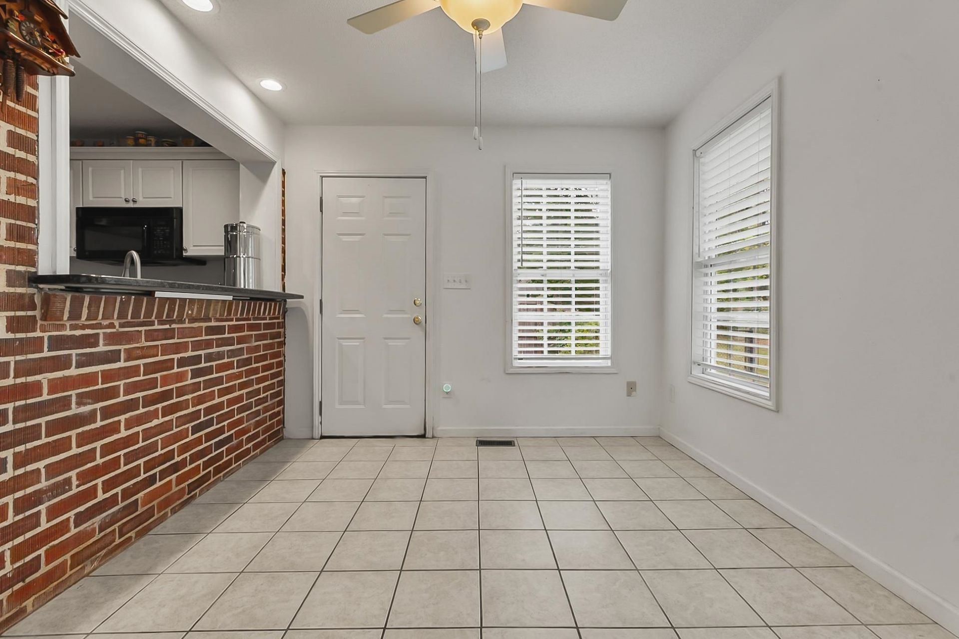 3806 Bryant St. Photo 14