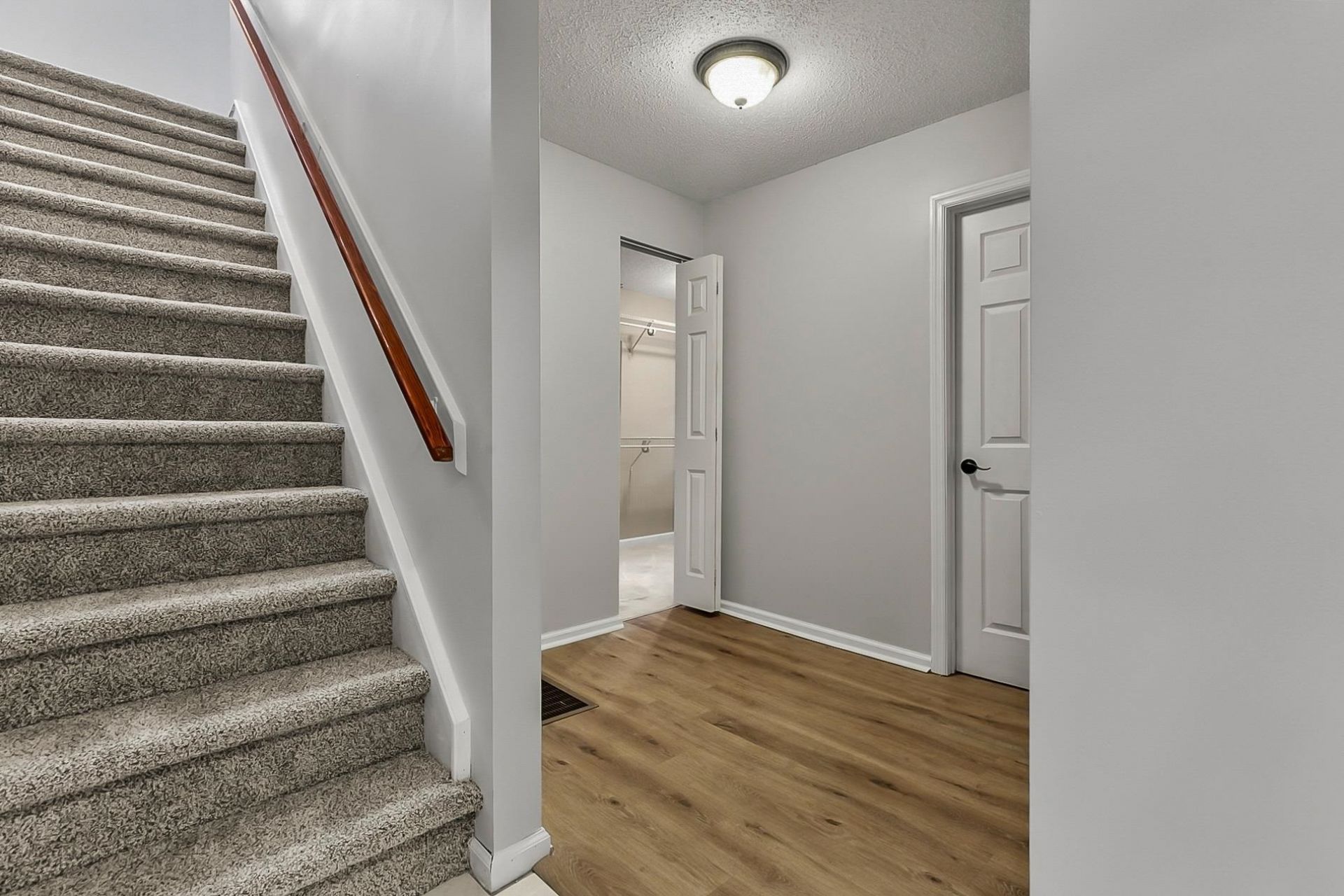3806 Bryant St. Photo 23