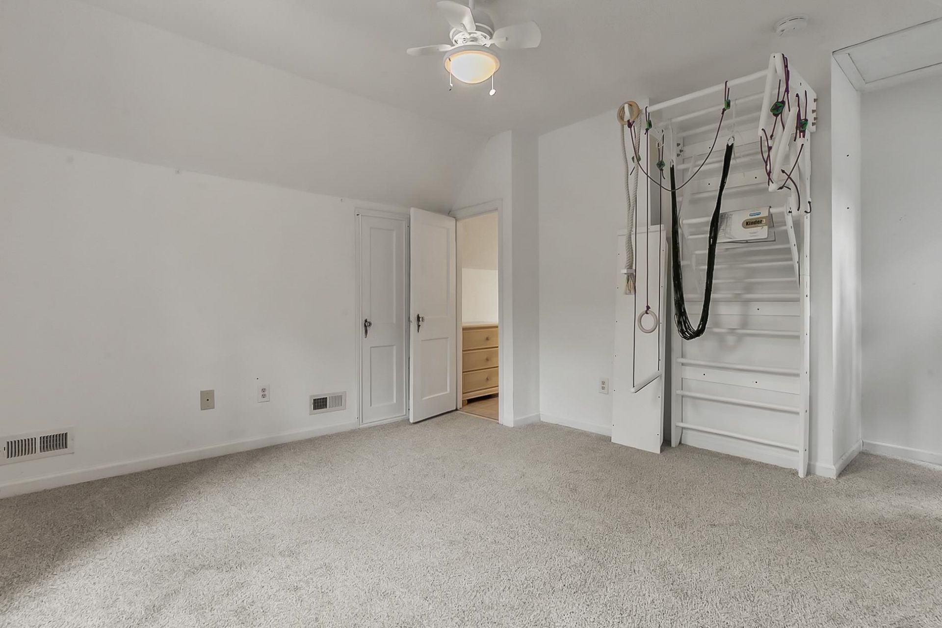 3806 Bryant St. Photo 27