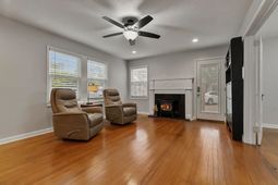 3806 Bryant St. photo 4