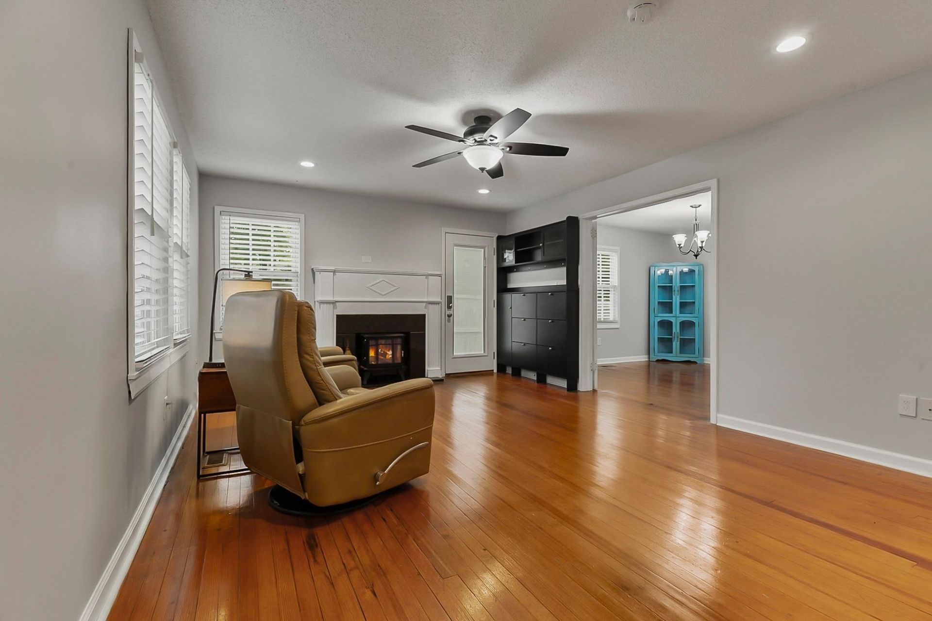 3806 Bryant St. Photo 6