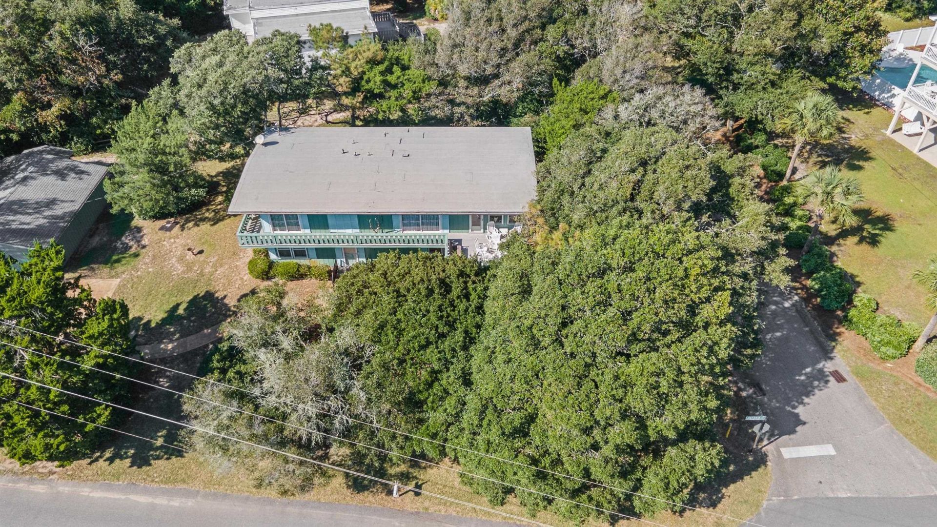 1000 Strand Ave. Photo 5