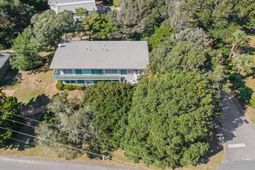 1000 Strand Ave. photo 4