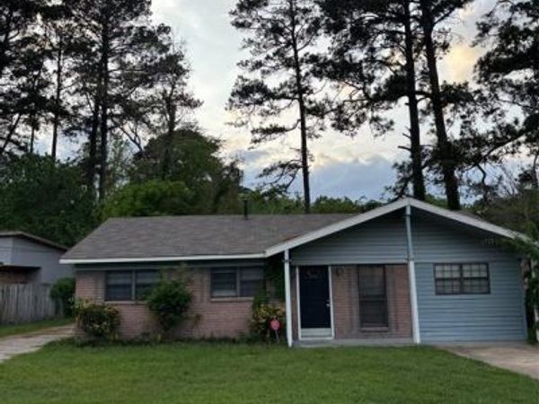 8132 Hobbs Drive , Shreveport, LA 71129