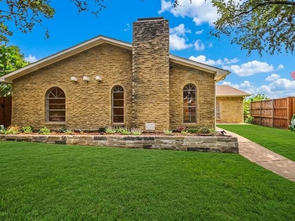 2905 Arcadia Lane, Carrollton, TX 75007