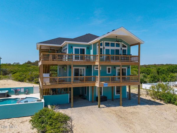2230 Sandfiddler Road , Corolla, NC 27927
