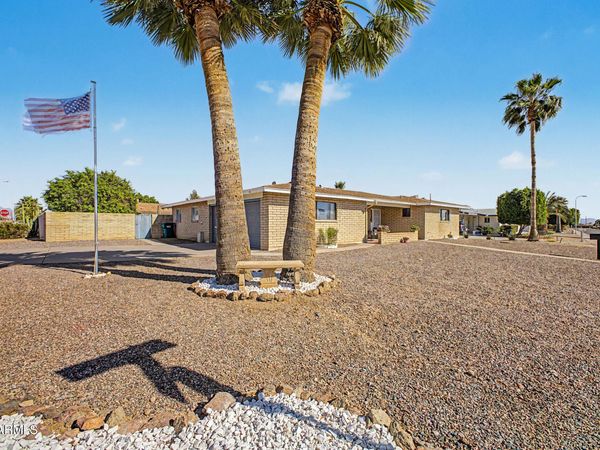 755 N 63RD Place, Mesa, AZ 85205