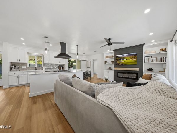 117 E VISTA DEL CERRO Drive, Tempe, AZ 85281