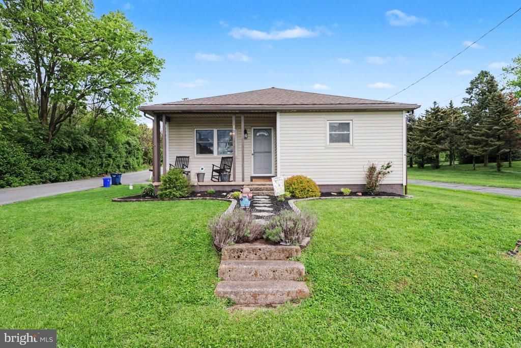 174 HOLLYWOOD DRIVE , MIDDLETOWN, PA 17057