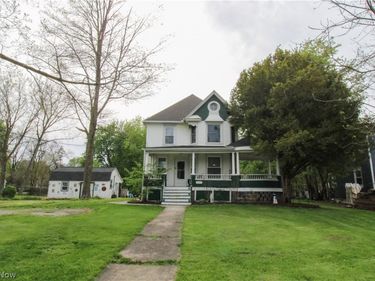 4040 Broadway , Lorain, OH 44052