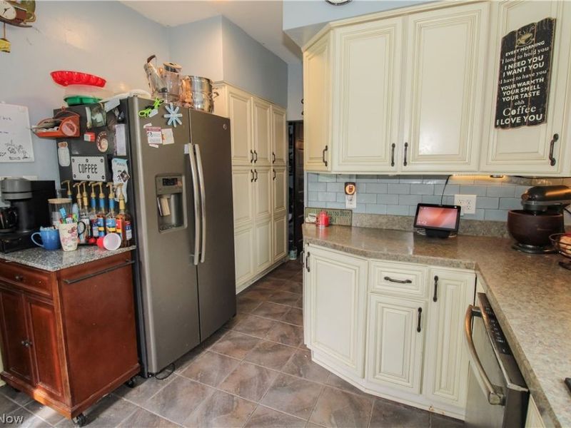 4040 Broadway , Lorain, OH 44052 Photo 11