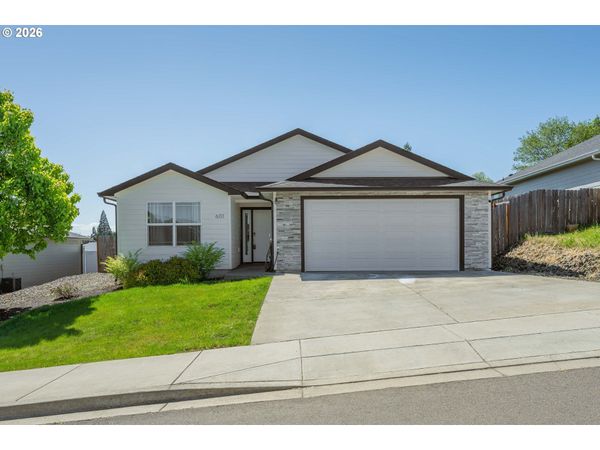 601 SE ROSE RIDGE DR, Winston, OR 97496