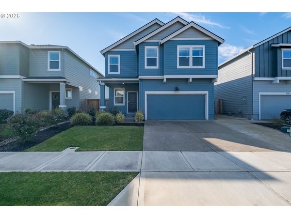 2275 HALTER DR, Woodburn, OR 97071