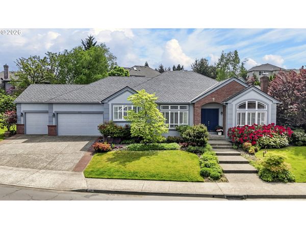 14110 SW MISTLETOE DR, Tigard, OR 97223