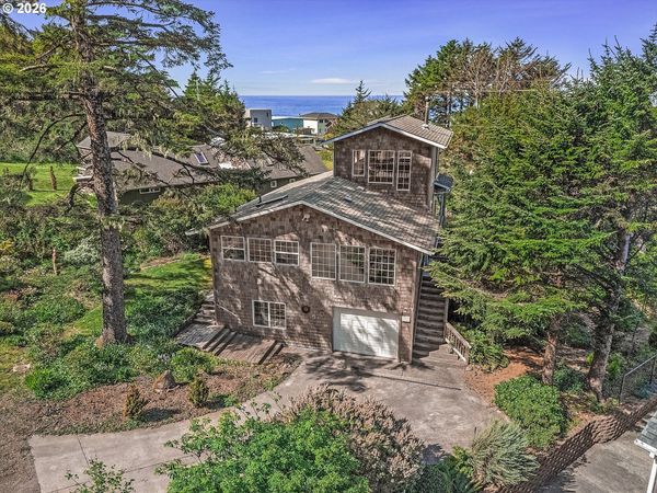 647 PACIFIC VIEW DR, Yachats, OR 97498