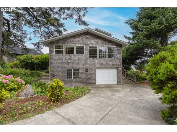 647 PACIFIC VIEW DR, Yachats, OR 97498
