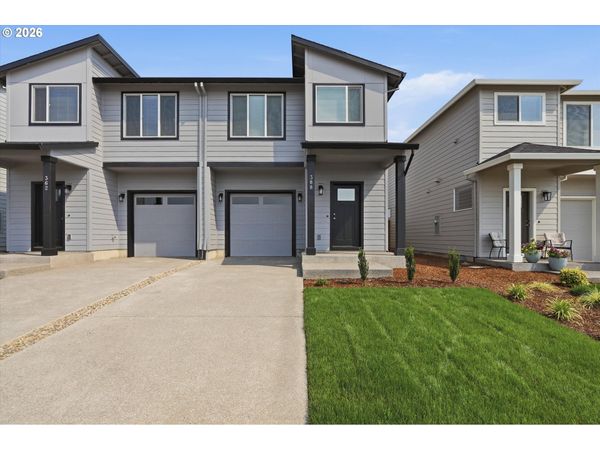 388 E Wilson ST, Carlton, OR 97111