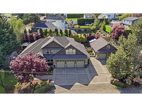 4090 IRELAND LN, West Linn, OR 97068