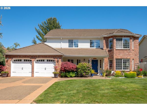 1279 SW RUSS LN, McMinnville, OR 97128
