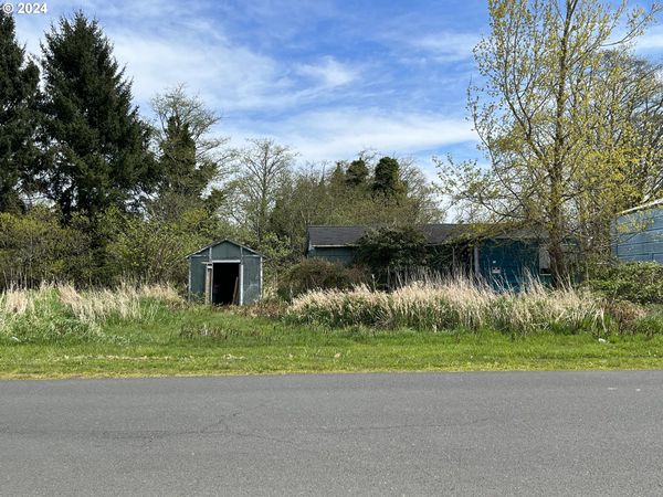 76 NE HERON AVE, Warrenton, OR 97146