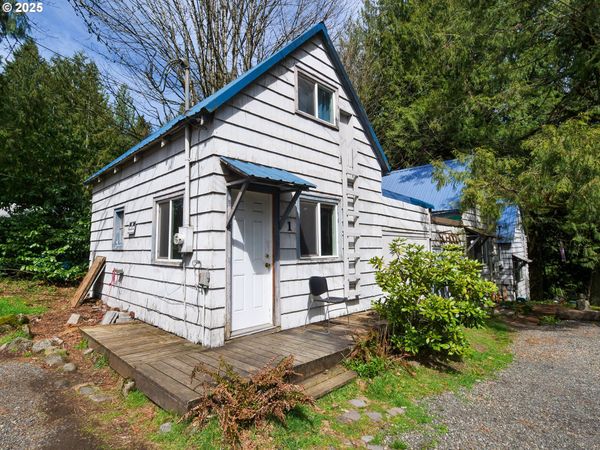 69947 E Highway 26, Unit 1, Rhododendron, OR 97049
