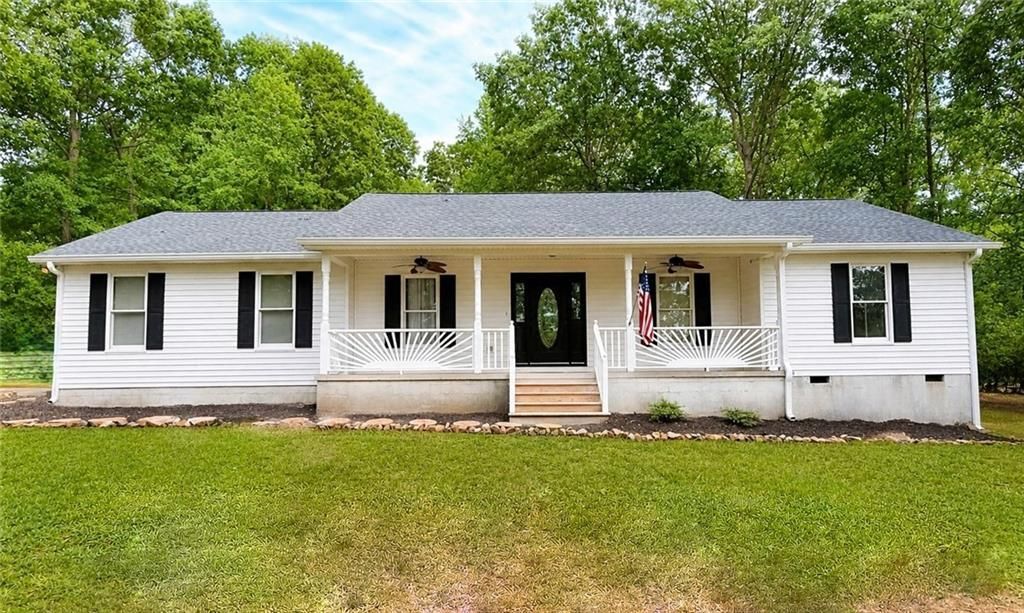 334 Summit Heights Drive, Nicholson, GA 30565 Main Photo