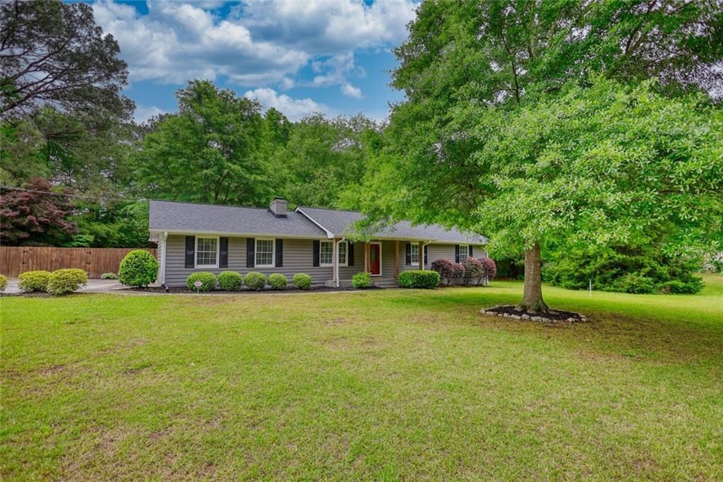 4000 Grove Trail, Loganville, GA 30052 Main Photo