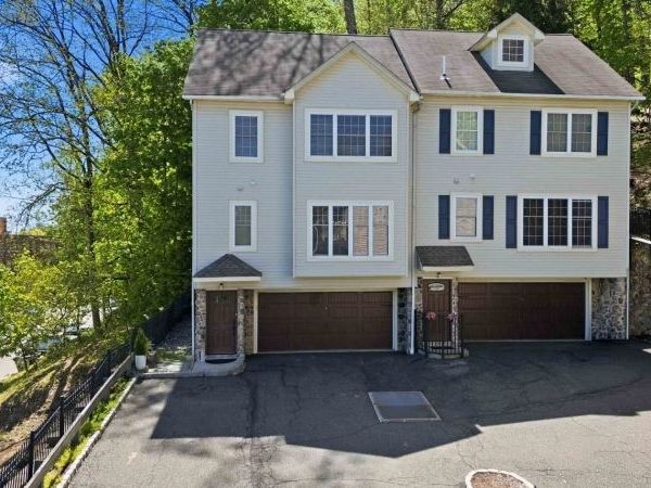 1 Entrance Ave, Morristown, NJ 07960