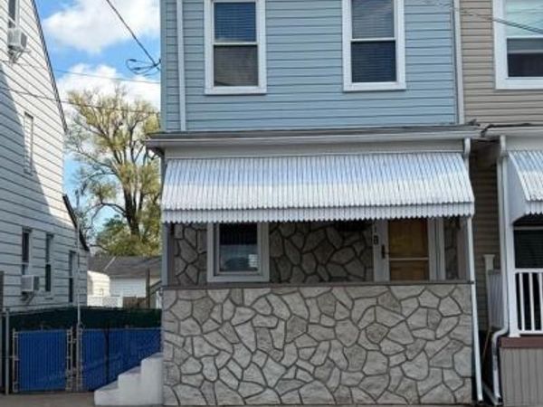 323 WALNUT STREET , BRISTOL, PA 19007