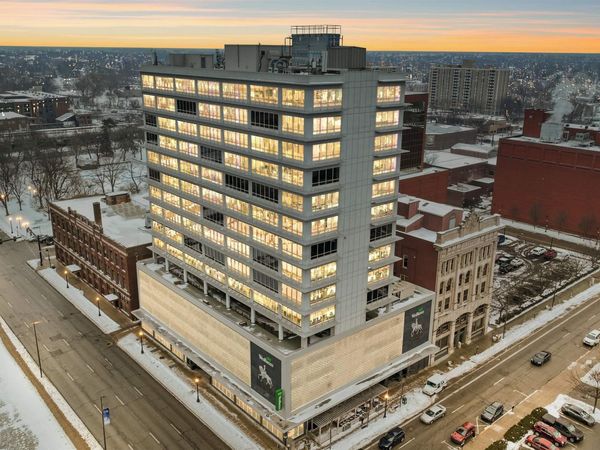 203 E Berry Street, Unit 805, Fort Wayne, IN 46802