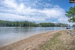 1137 Hilton Point Road  photo 4