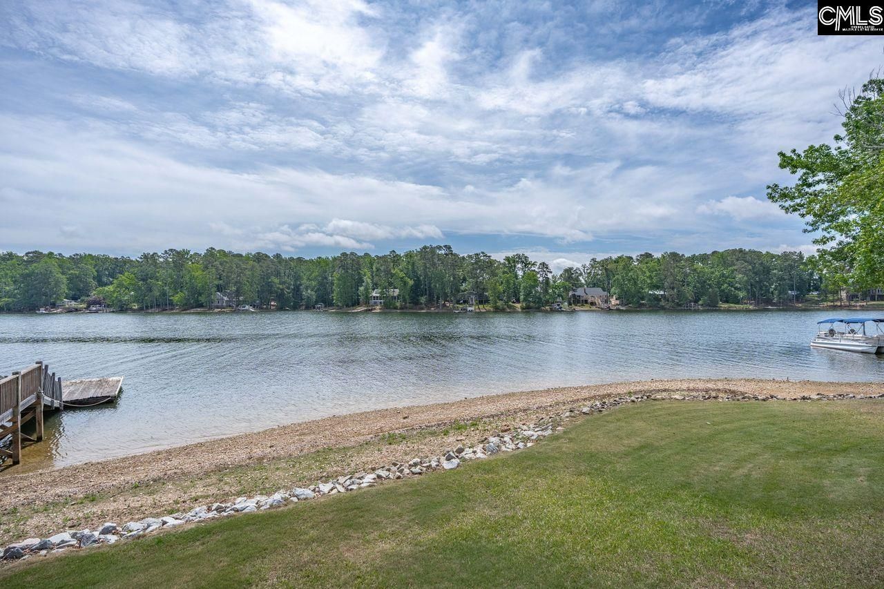 1137 Hilton Point Road  Photo 4